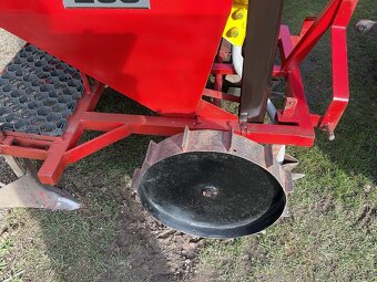 Sadzač zemiakov - 4