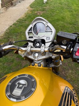 Honda Hornet CB600F - 4