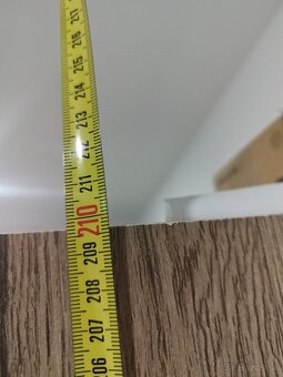 Šatníková skriňa 270d x 210v x 54h - 4