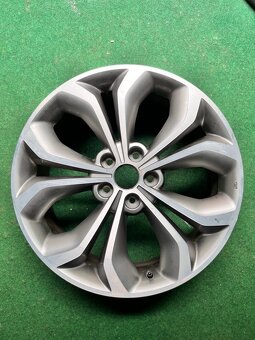 1ks R19 alu disky Hyundai SantaFe - 4