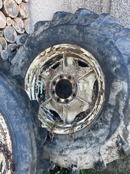 Predám kolesá a reťaze na Zetor - 4