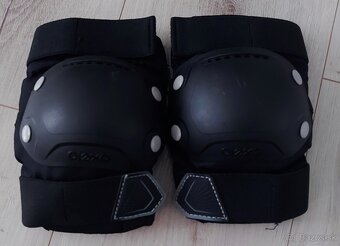 Predám detské chrániče na korčule - 4