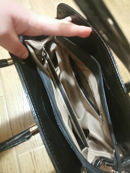 Čierna elegantná kabelka - 4