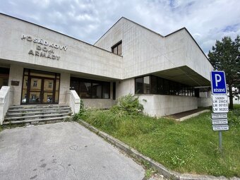 41827-Viacúčelová budova v centre Liptovského Mikuláša - 4