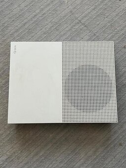 xbox one s - 4