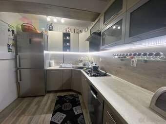 Veľkometrážny 3 izbový byt, Ladce, 91 m2, tehlový - 4