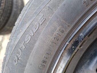 Komplet plech. disky R15 + letné pneu 185/60 R15 zn. Nexen - 4