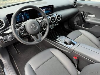Mercedes-Benz CLA Kupé 180 d A/T panorama - 4