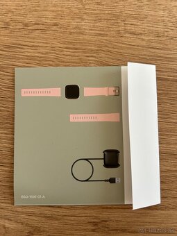Hodinky smart Fitbit Versa 2 Ruzove - 4