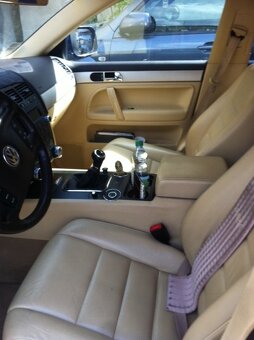 Predám VW Touareg 2,5 - 4