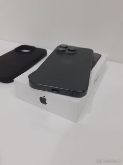 Iphone 15 PRO 256 GB Black Titanium - 4