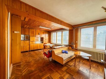 Dom s letnou kuchynkou v meste Žarnovica - 4