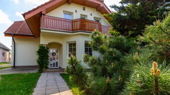 AXIS REAL | DVA V JEDNOM - Veľký a menší dom na jednom pozem - 4