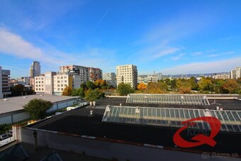 BEZ PROVÍZIE/ KANCELÁRSKE PRIESTORY V RUŽINOVE - 4