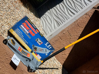 Nizkoprofilovy hydraulický Zdvihak 5.5T- 75-500mm - 4