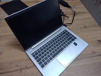 HP EliteBook 640 14 inch G9 - 4