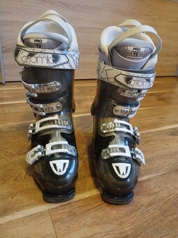 Lyžiarky ATOMIC - 4
