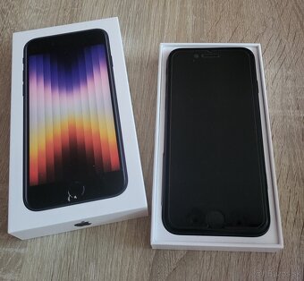 Apple iPhone SE 2022 - 128 GB - 4