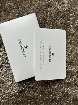 SWAROVSKI - 4