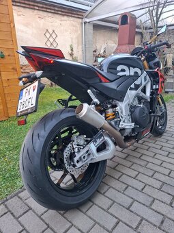 aprilia tuono v4 1100 Factory - 4