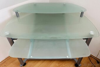 Rohový počítačový stôl z tvrdeného skla + lampa - 4