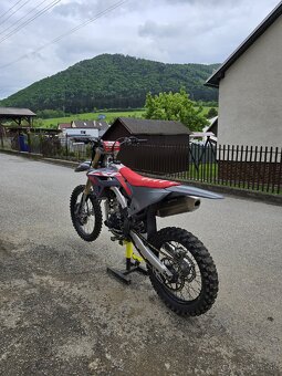 Honda CRF 250R - 4