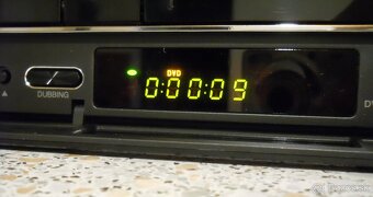 VHS-DVD rekordér LG RCT689H - 4