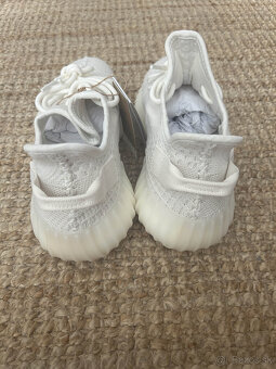 PREDÁM Adidas Yeezy Boost 350 V2 Bone - 4