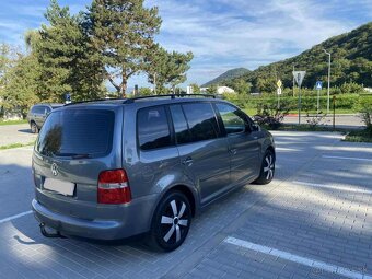 Volkswagen Touran 1.9 TDI - 4