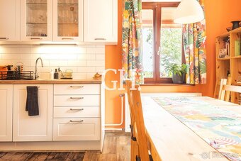 REZERVOVANÉ RODINNÝ DOM - PEREŠ - BYSTRICKÁ UL. - TOP LOKALI - 4