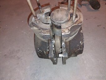 Motor jawa 250 353 - 4