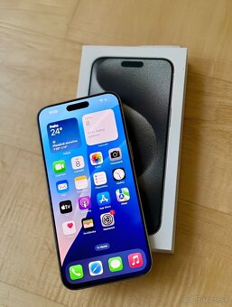 iPhone 15 Pro Bílý Titan BATERIE 100% TOP - 4