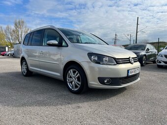 VW Touran 1.6TDI diesel, 77kW, MT/6, rok:11.2010. - 4
