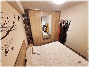Nová Radvaň / zariadený 1,5 izbový byt s parkovacím miestom - 4
