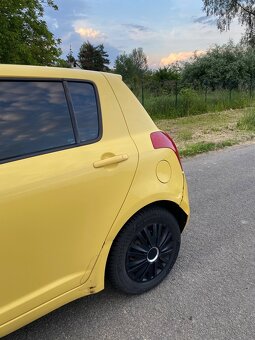 Suzuki Swift 1.3 benzín - 4