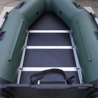 Stark boat DT-270 s kýlom - 4