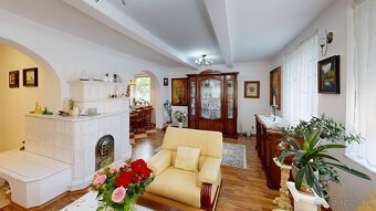 Výnimočný 6-izbový rodinný dom na pozemku 2 200 m² s veľkou - 4