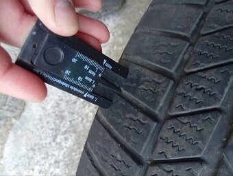 Zimné pneumatiky 255/50 R19 - 4