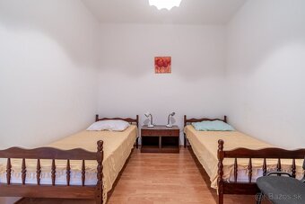 Krásny dvojdom s bazénom a výhľadom na more – Peruški - 4