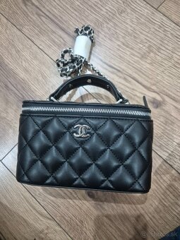 Nová luxusna kabelka CHANEL Vanity black - 4