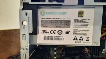 Intel Core i7-4790 3.60 GHz/16 GB DDR3/SSD+HDD/RX 470 8GB. - 4