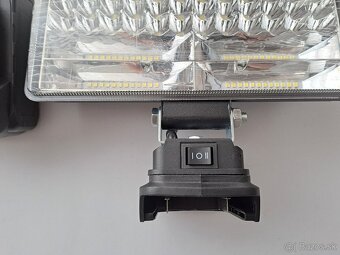 Bezdrôtové pracovné svetlo LED s dobíjateľnou LiIon batériou - 4