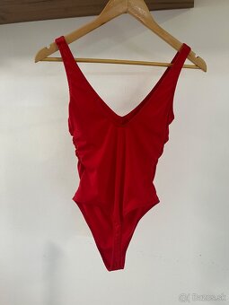 Krásne červené dámske bodyčko - 4