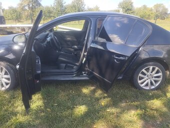 Volkswagen Passat 1.9 - 4
