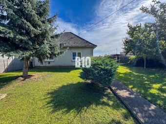 Rodinný dom s veľkým pozemkom (4641 m2)  - Ondrejovce - 4