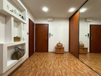 Prenájom 3 izbového bytu v centre Levíc - 4