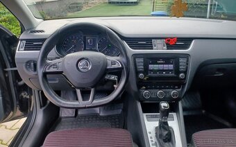 Škoda Octavia Combi 2.0 TDI Ambition DSG - 4