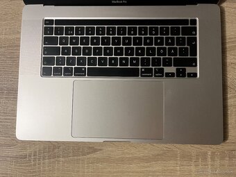 MacBook Pro 16inch 2019 / 64GB/2TB Super stav - 4