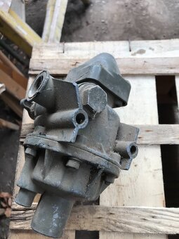 Regulátor vzduchu zetor 7211 - 4