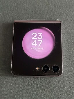 Samsung galaxy z flip 5 - 4